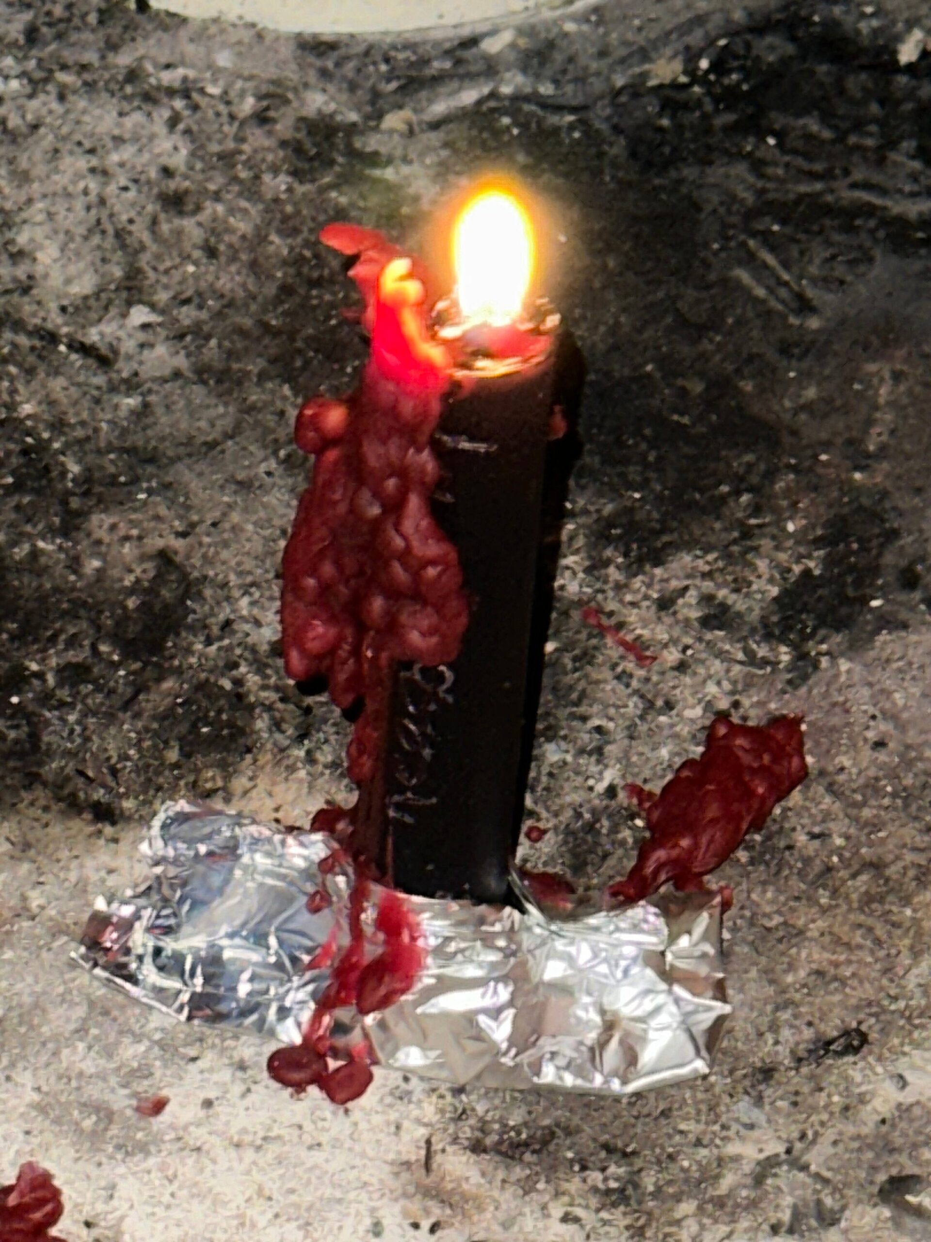 Blood Reversible Candle